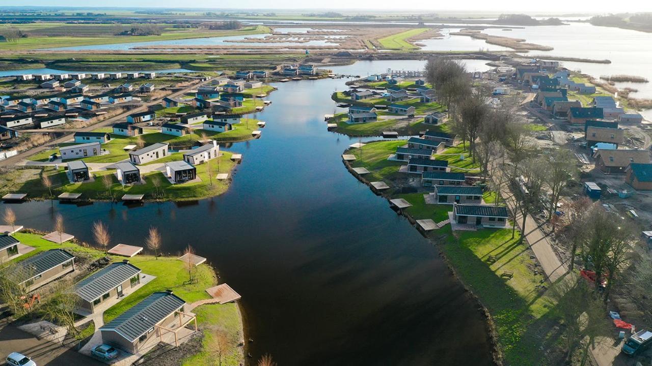 Tiny Vakantiehuis Aan Het Water Met Eigen Steiger En Airco 坎彭 外观 照片